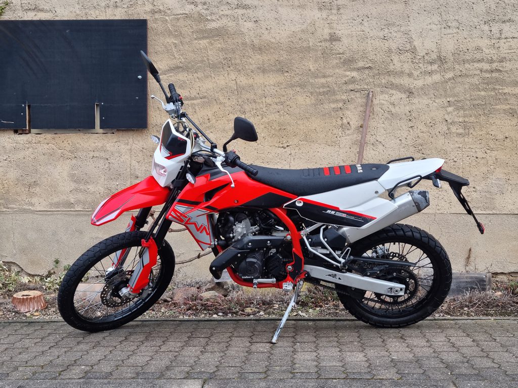 SWM RS125R